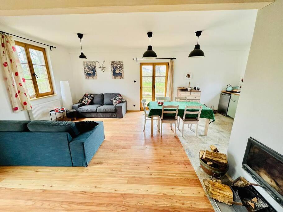 Holiday home Swietokrzyskie Stodola Kasztanowa Aleja Radkowice