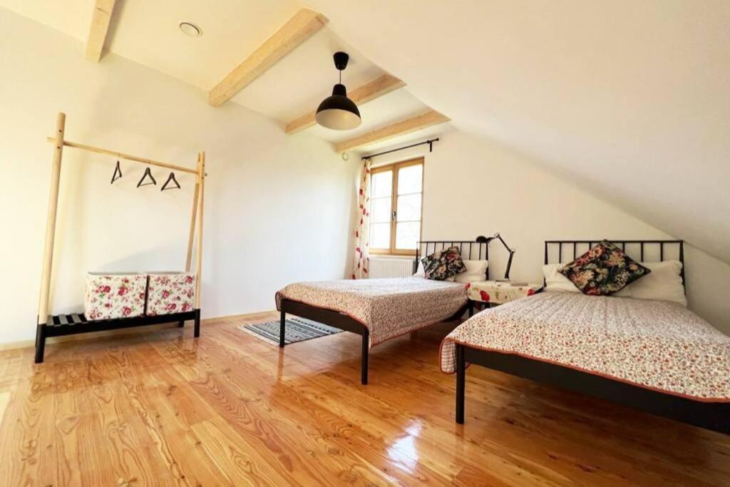 Holiday home Swietokrzyskie Stodola Kasztanowa Aleja *
